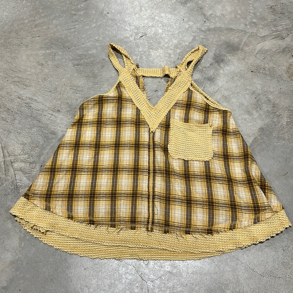 Yellow with brown stripes sleeveless v neck top / Pol Brand‎ / Size M / T-71